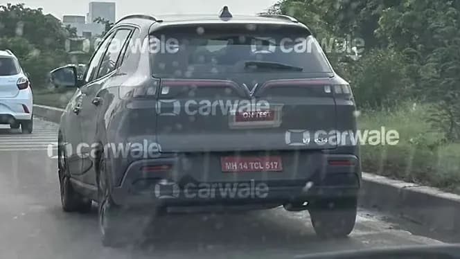 Vinfast VF e34 Rear View | Hooter