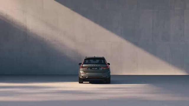 Volvo XC60 Rear View