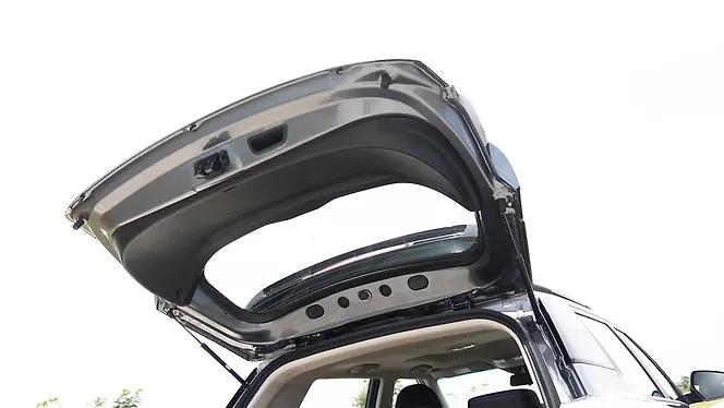 Mahindra XUV400 Open Boot/Trunk