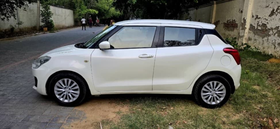 LOOK_AROUND image for MARUTI SWIFT LXI | Hooter LOOK_AROUND image for MARUTI SWIFT LXI | Hooter