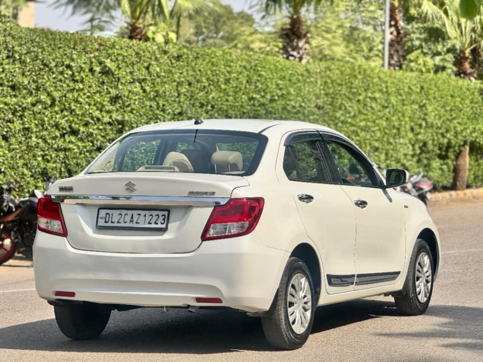 LOOK_AROUND image for MARUTI DZIRE VDI