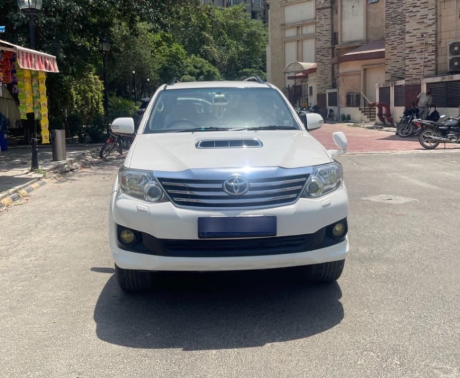 EXTERIOR image for Fortuner
