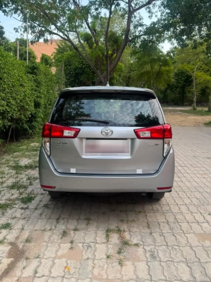 EXTERIOR image for INNOVA CRYSTA | Hooter EXTERIOR image for INNOVA CRYSTA | Hooter