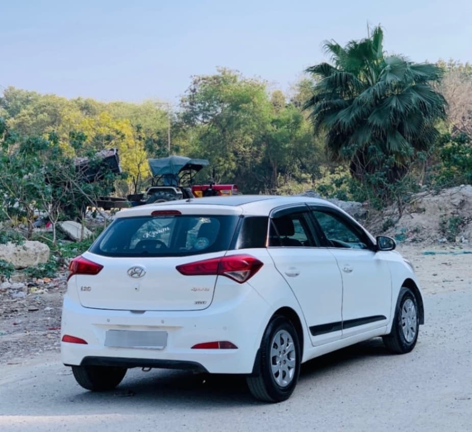 LOOK_AROUND image for I20 SPORTZ VTVT