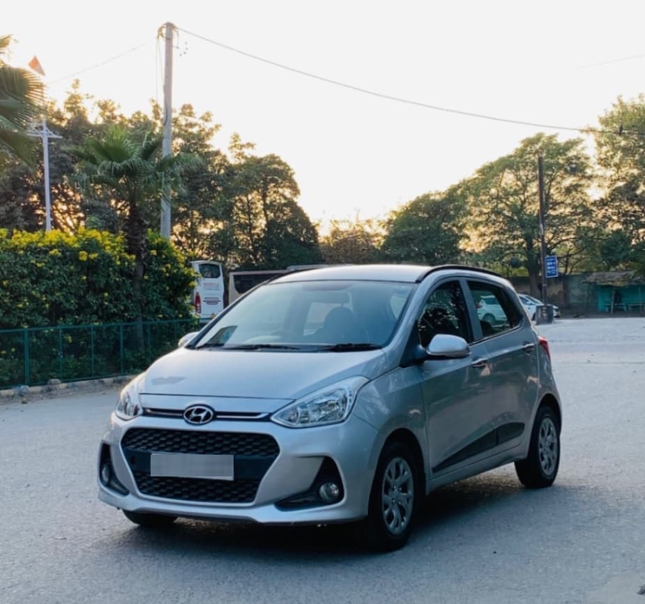 LOOK_AROUND image for GRAND I10 SPORTZ (O) 1.2