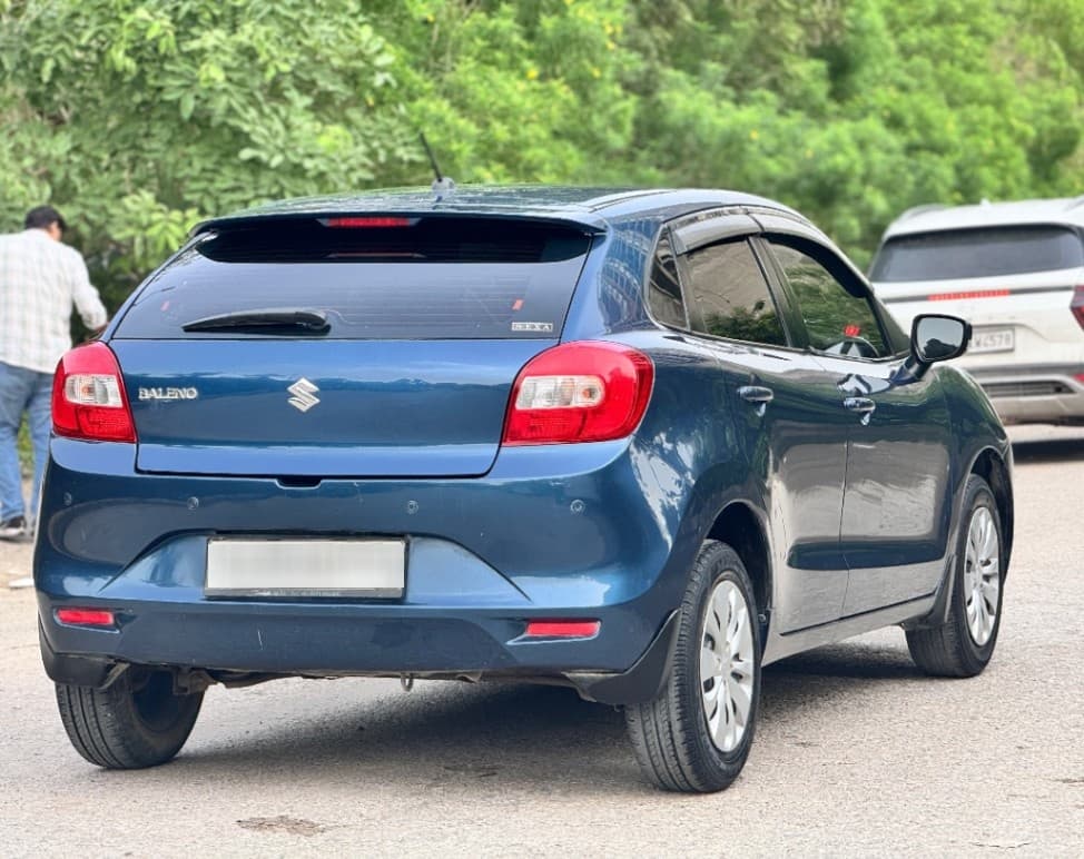 LOOK_AROUND image for MARUTI BALENO DELTA PETROL | Hooter LOOK_AROUND image for MARUTI BALENO DELTA PETROL | Hooter