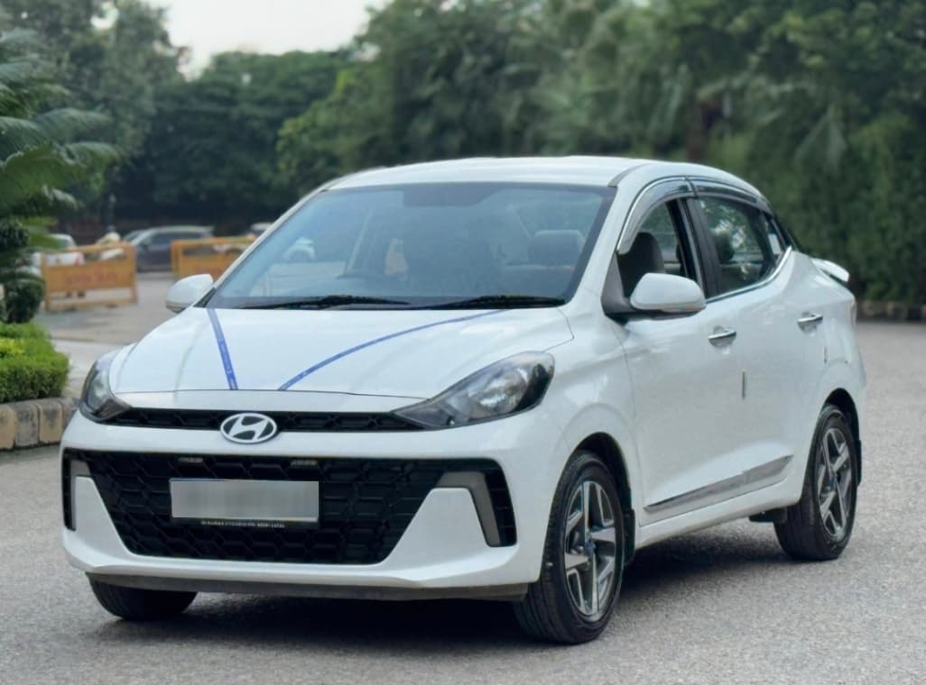 LOOK_AROUND image for AURA 1.2MT CNG SX