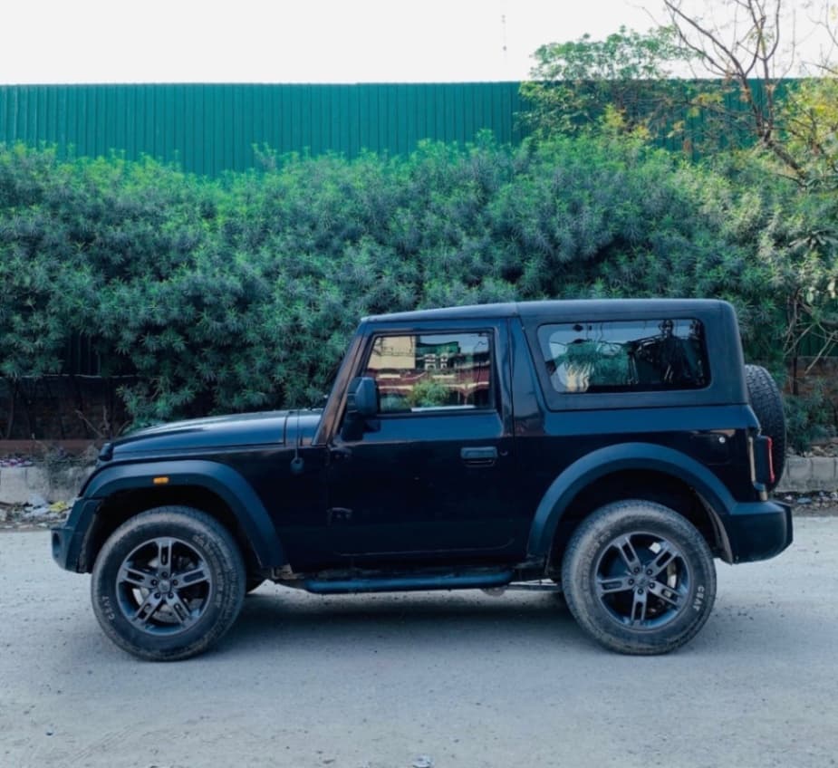 LOOK_AROUND image for THAR LX D MT 2WD 4S HT