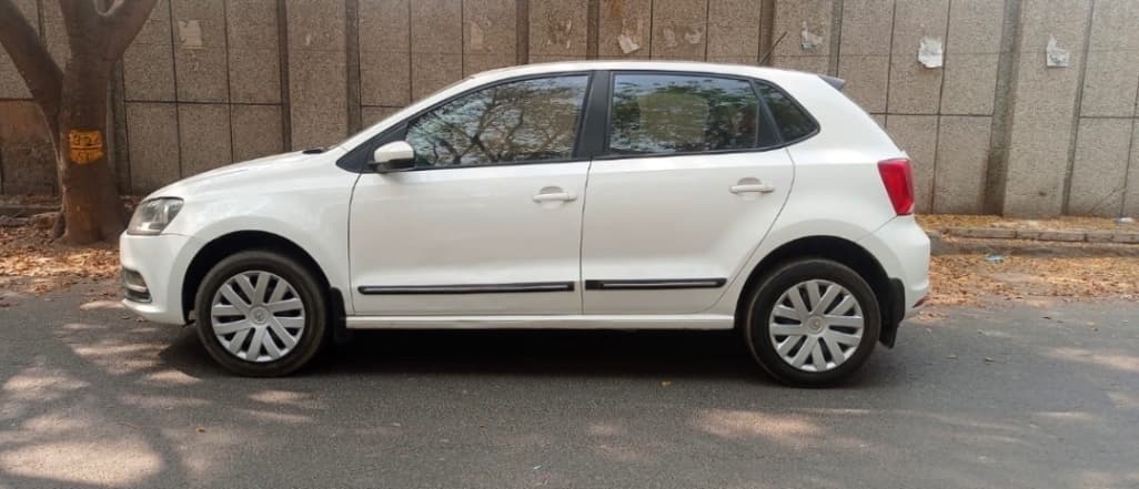 LOOK_AROUND image for VW POLO 1.0L MPI 56KW MT-CL | Hooter LOOK_AROUND image for VW POLO 1.0L MPI 56KW MT-CL | Hooter