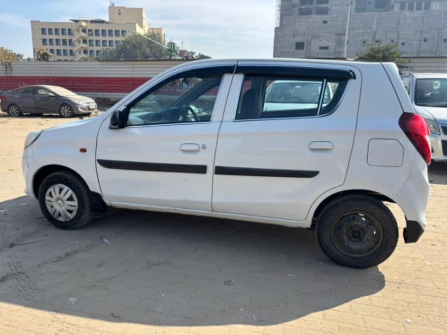 LOOK_AROUND image for ALTO 800 LXI BS IV | Hooter LOOK_AROUND image for ALTO 800 LXI BS IV | Hooter