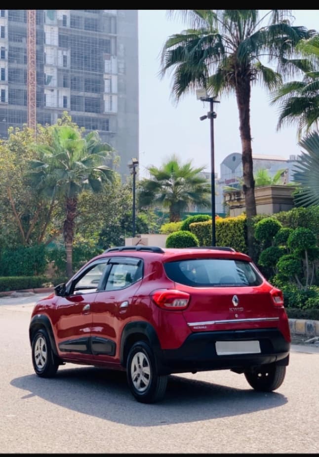 LOOK_AROUND image for Renault Kwid