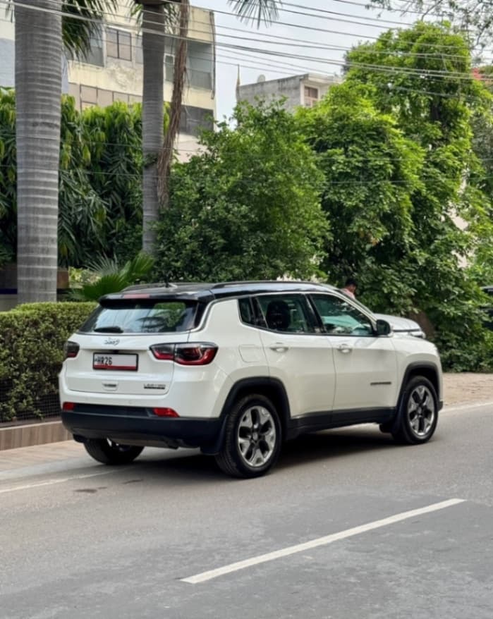 LOOK_AROUND image for Compass