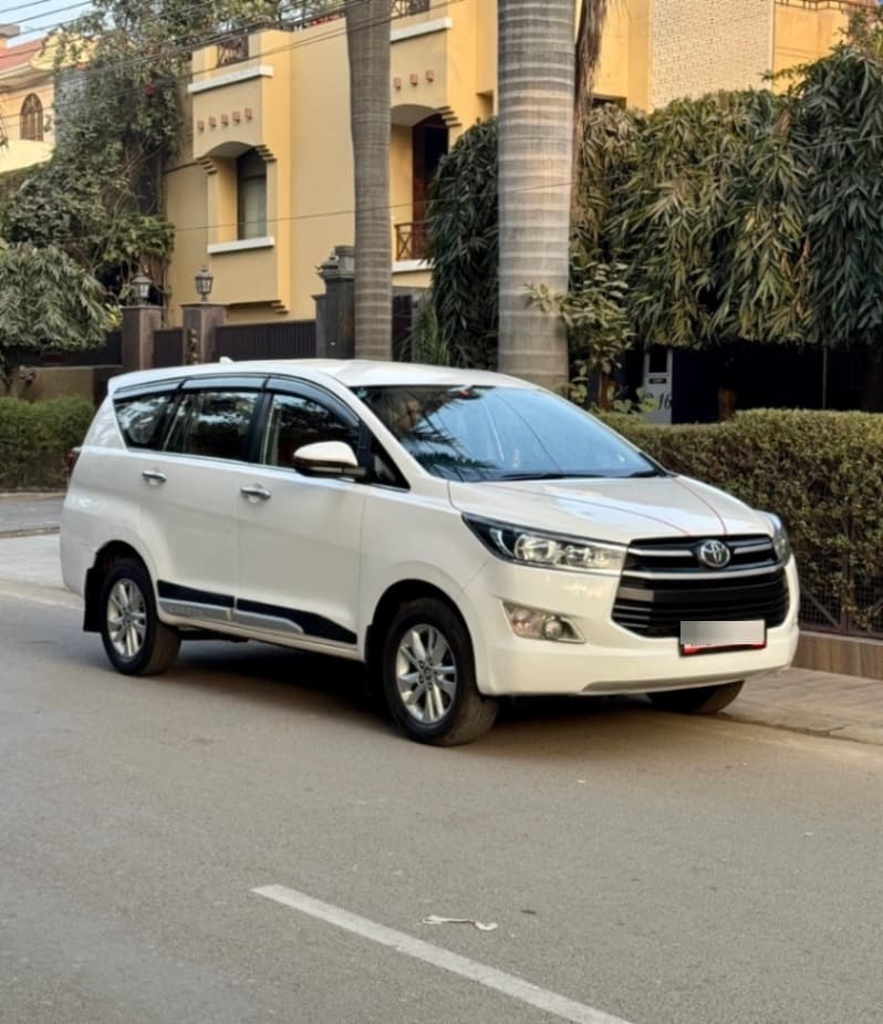 LOOK_AROUND image for Innova