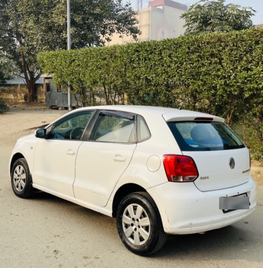 LOOK_AROUND image for POLO