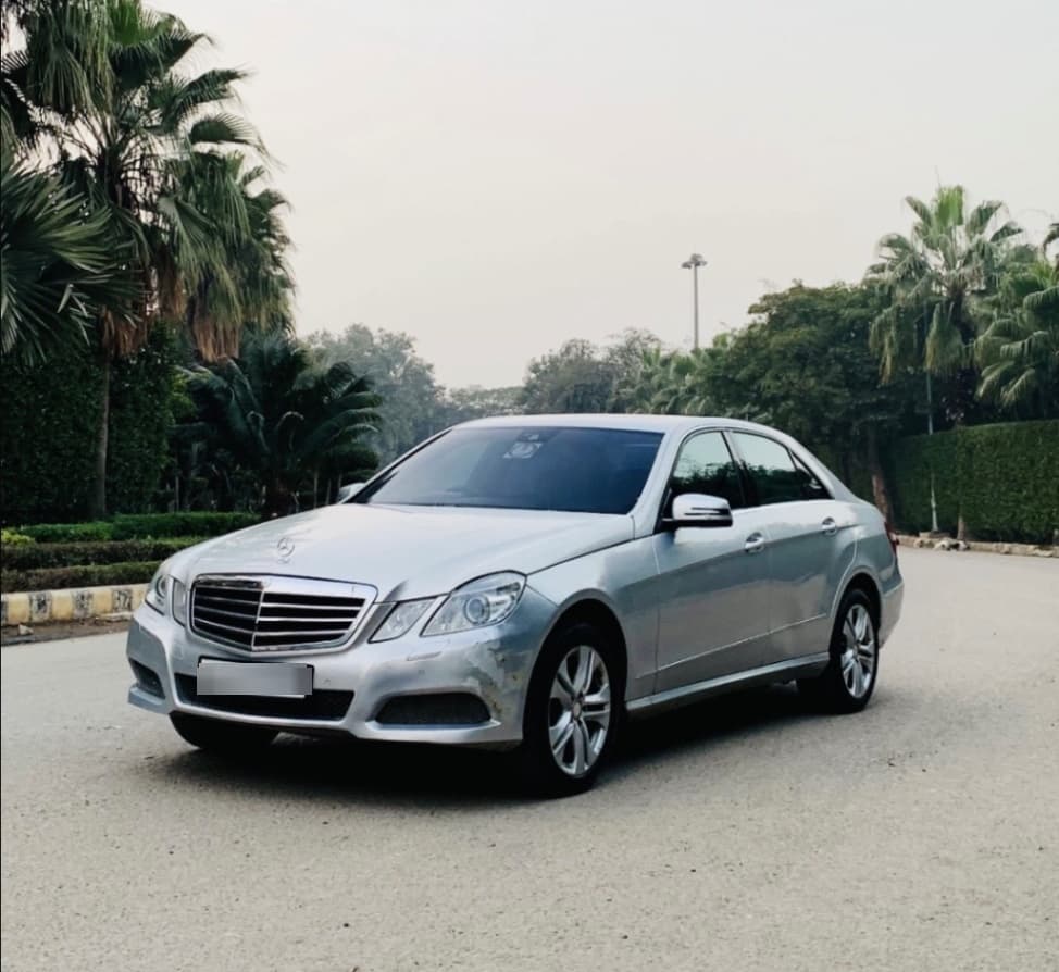 LOOK_AROUND image for BENZ E200 | Hooter LOOK_AROUND image for BENZ E200 | Hooter