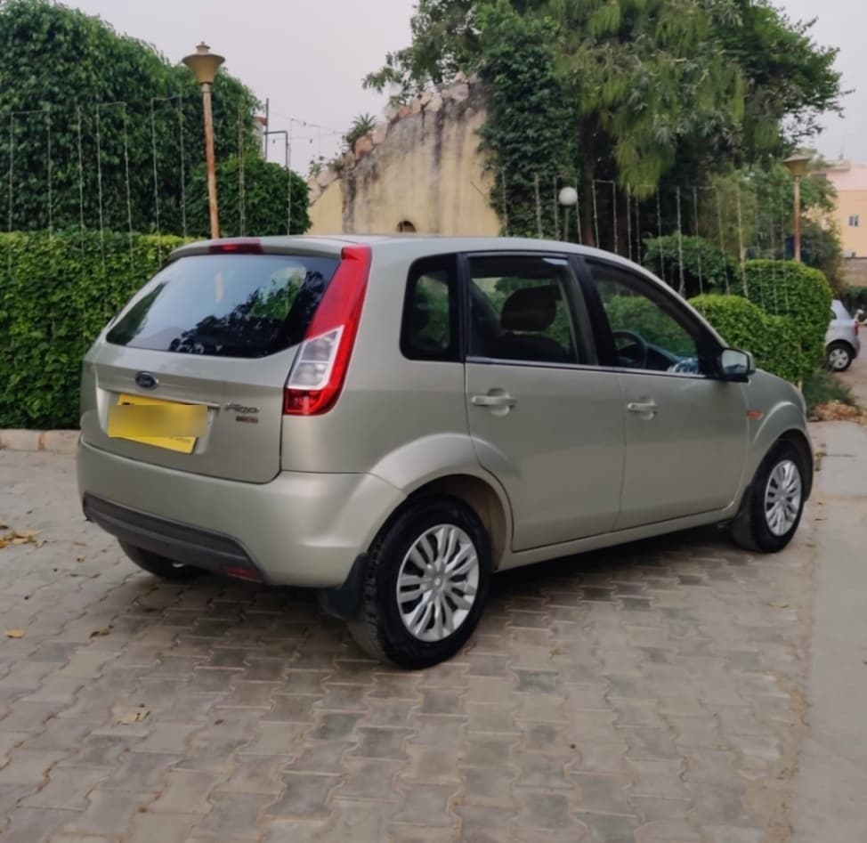 LOOK_AROUND image for Figo