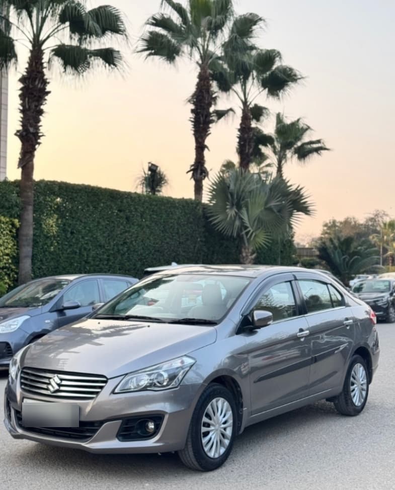 LOOK_AROUND image for Ciaz