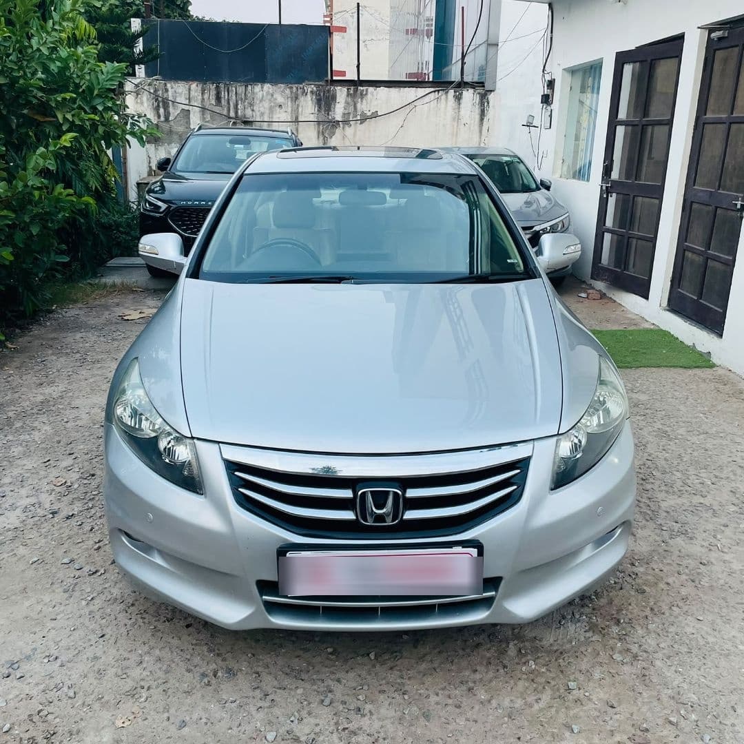 Honda Accord | Hooter Honda Accord | Hooter