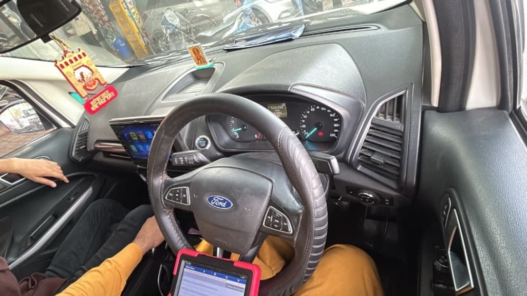 Ford EcoSport | Hooter Ford EcoSport | Hooter