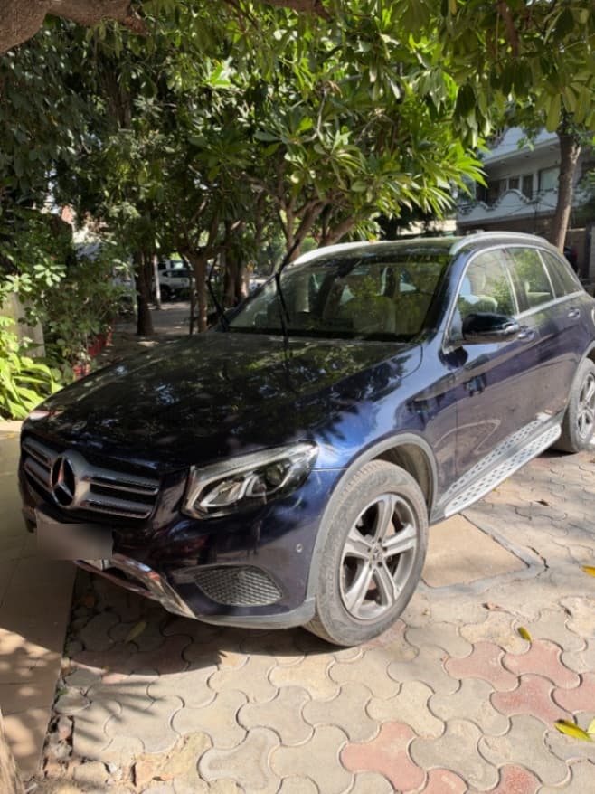 Mercedes-Benz C-Class | Hooter Mercedes-Benz C-Class | Hooter