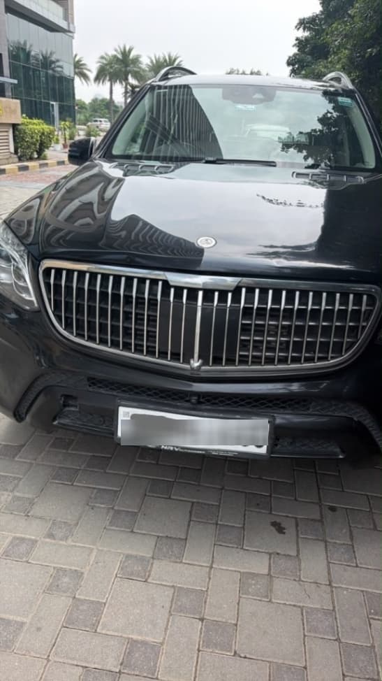 Mercedes-Benz GLS | Hooter Mercedes-Benz GLS | Hooter