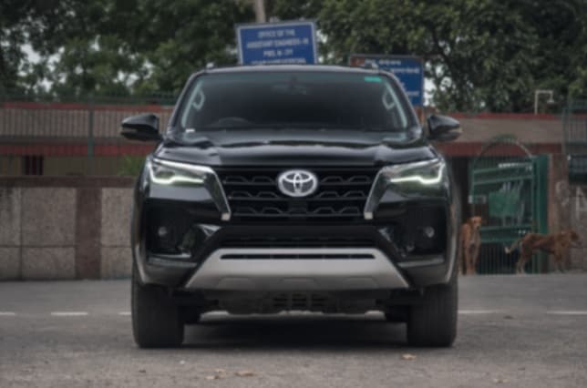 Toyota Fortuner | Hooter Toyota Fortuner | Hooter