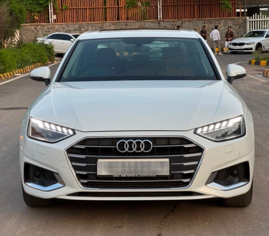 Audi A4 | Hooter Audi A4 | Hooter