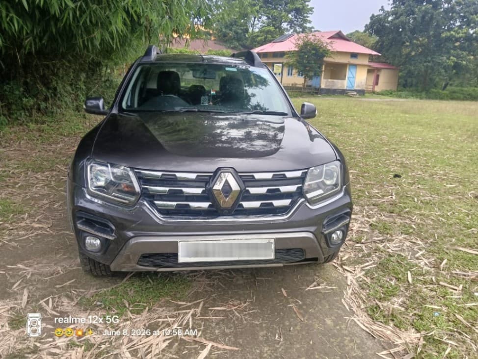 Renault Old Generation Duster | Hooter Renault Old Generation Duster | Hooter