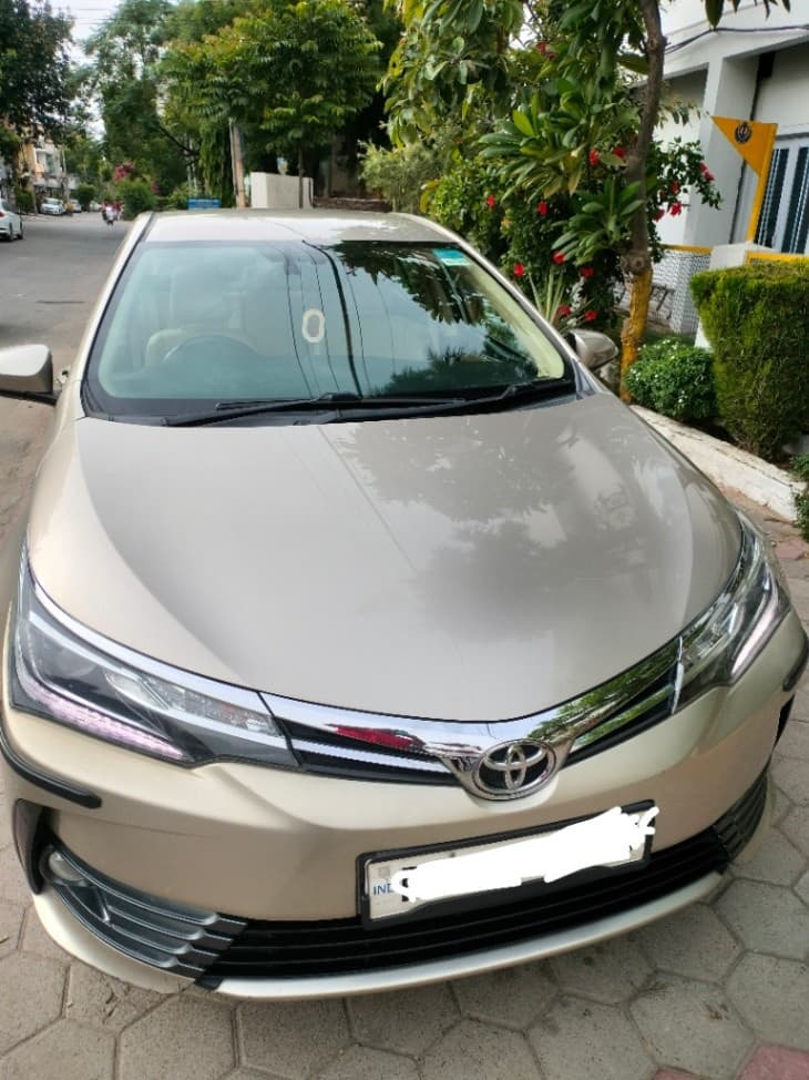 Toyota Corolla Altis | Hooter Toyota Corolla Altis | Hooter