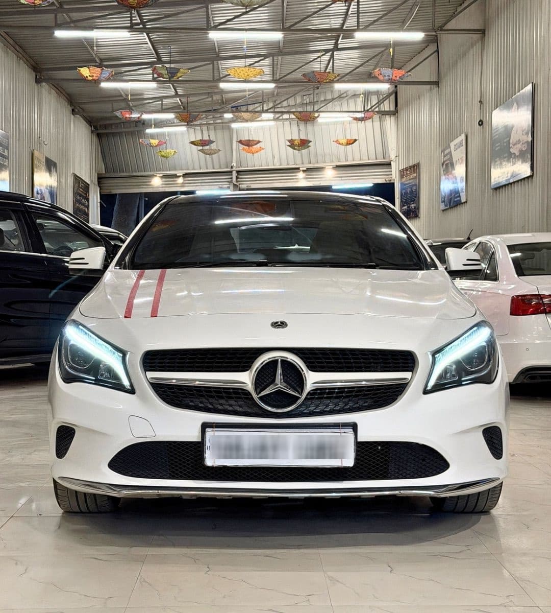Mercedes-Benz CLA | Hooter Mercedes-Benz CLA | Hooter