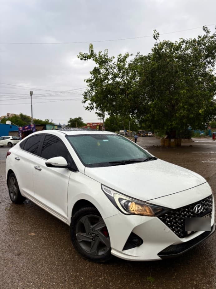 Hyundai Verna | Hooter Hyundai Verna | Hooter