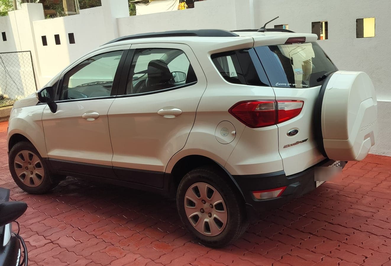 Ford EcoSport | Hooter Ford EcoSport | Hooter