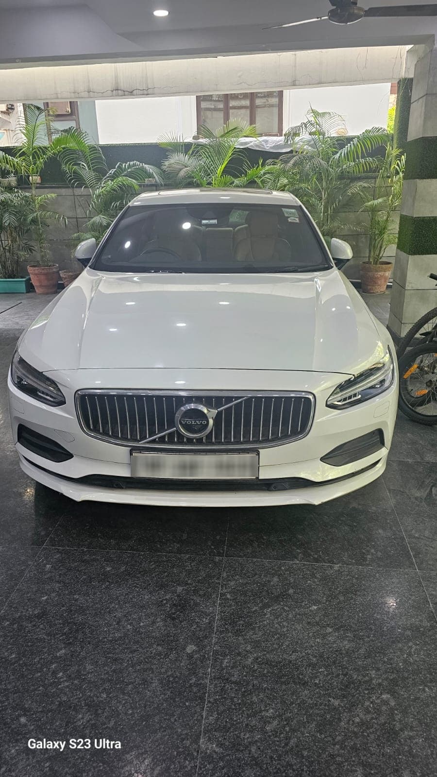 Volvo S90 | Hooter Volvo S90 | Hooter
