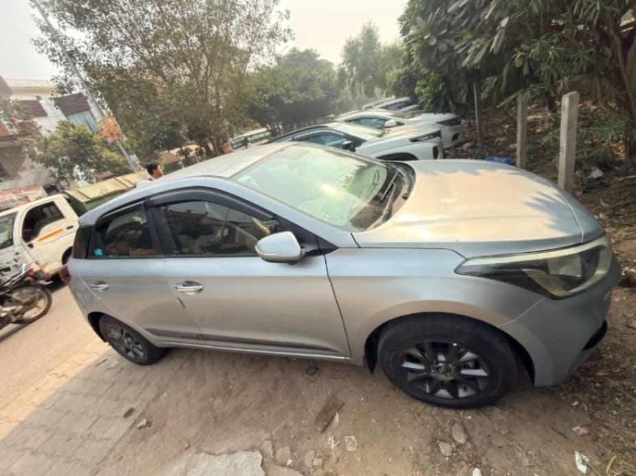 Hyundai i20 | Hooter Hyundai i20 | Hooter