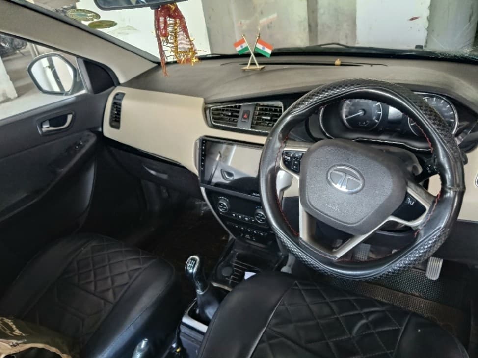 Tata ZEST XT 1.2RT 2015 | Hooter Tata ZEST XT 1.2RT 2015 | Hooter