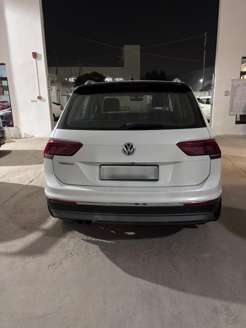 Volkswagen Tiguan | Hooter Volkswagen Tiguan | Hooter